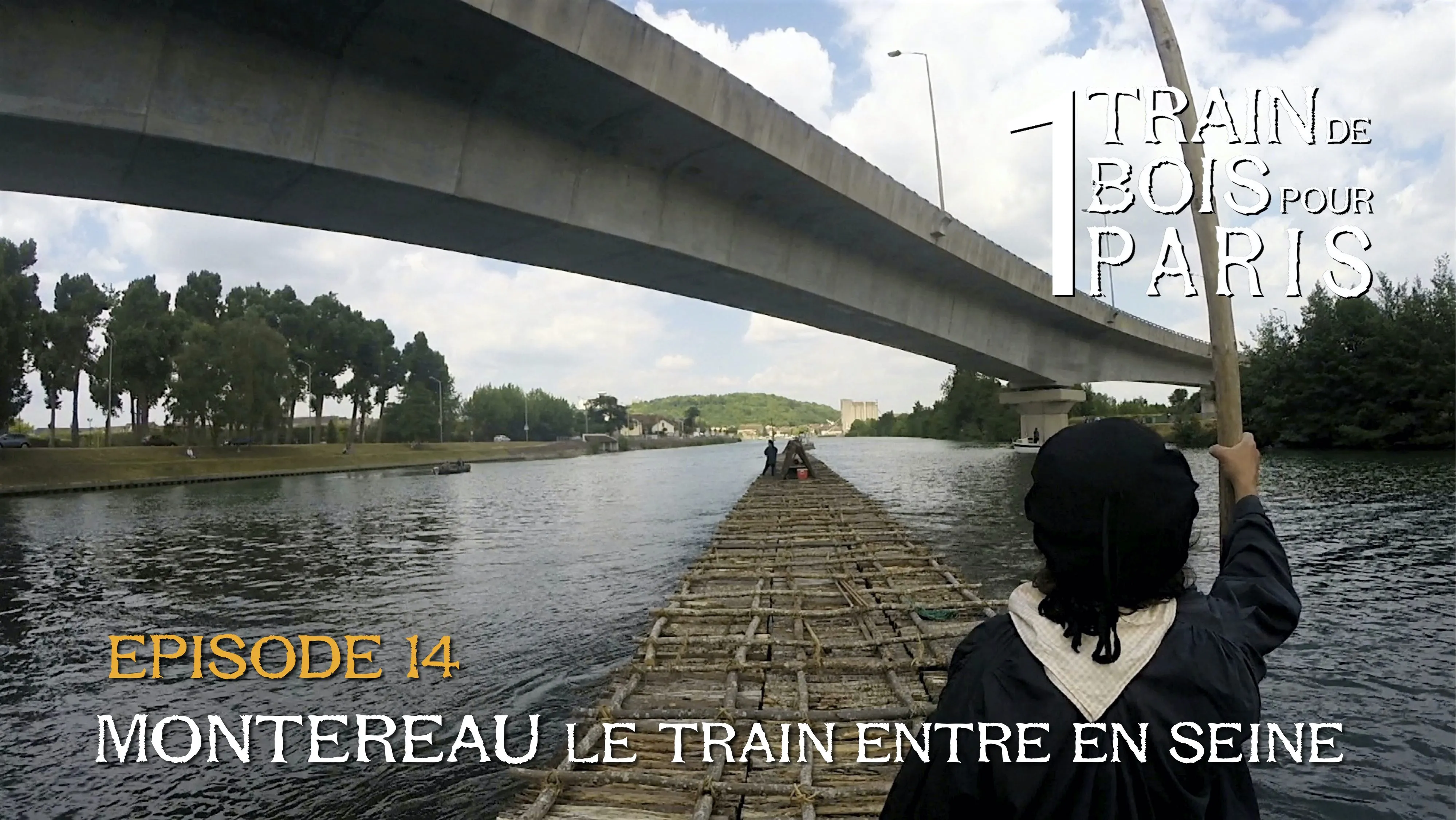 Etape à Montereau où le train en Seine