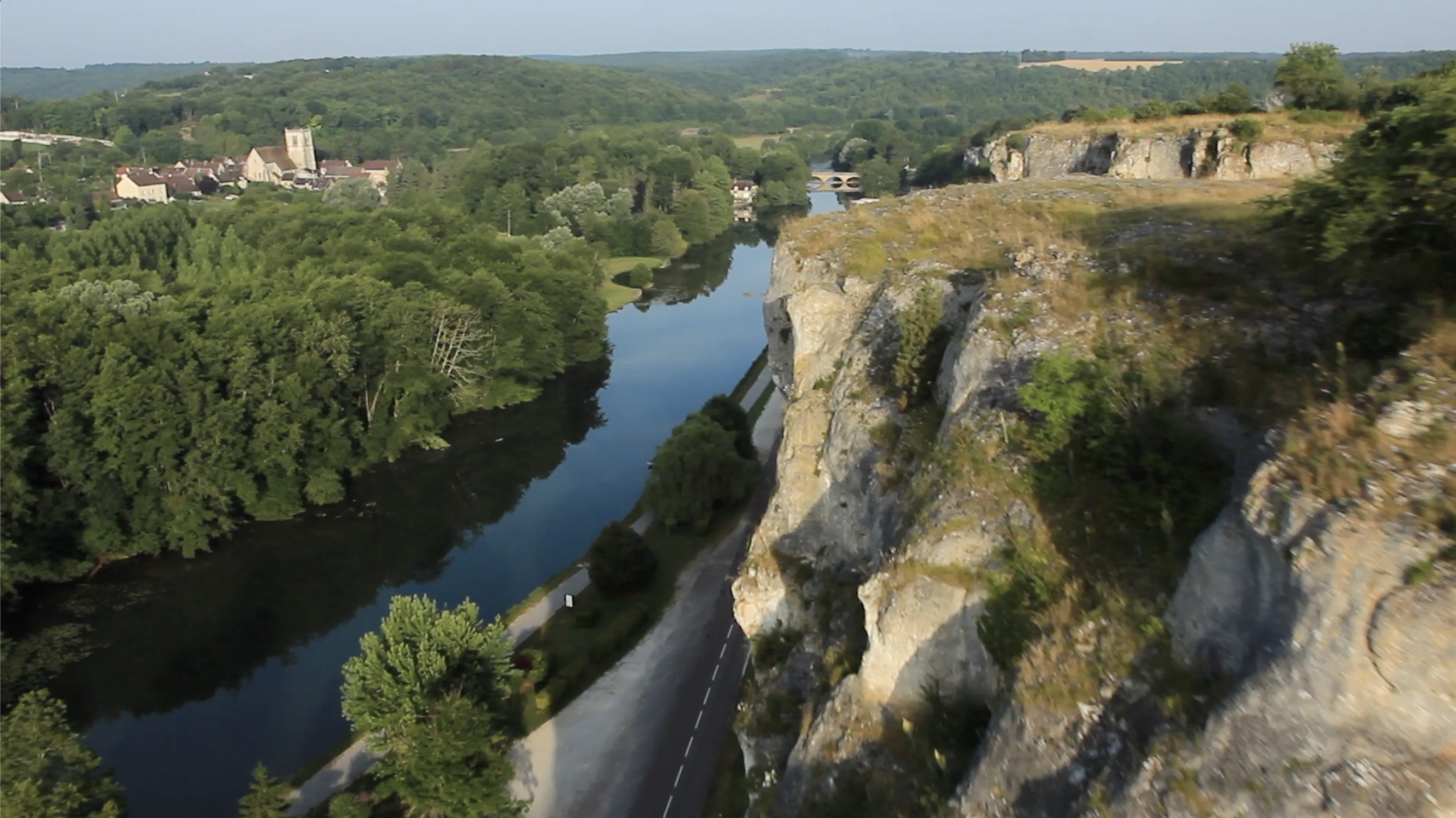 Le documentaire Le canal du nivernais, d'une rive à l'autre